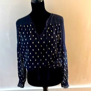 Beautiful Navy and White Blouse Size Medium